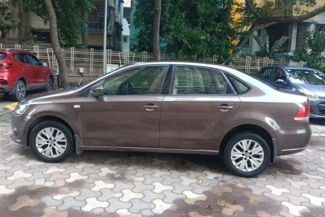 Volkswagen Vento 1.5 TDI Comfortline AT Second-hand 2015 Volkswagen Vento 1.5 TDI Comfortline AT for sale in Kolkata