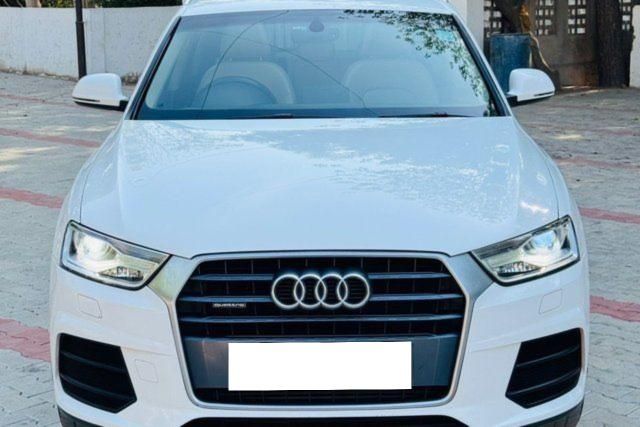 Audi Q3 2.0 TDI Second-hand 2016 Audi Q3 2.0 TDI for sale in Ahmedabad