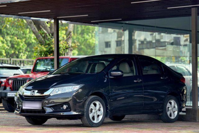 Honda City i VTEC CVT VX Second-hand 2016 Honda City i VTEC CVT VX for sale in Surat