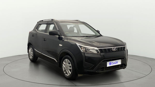 Mahindra XUV300 W4 BSVI Second-hand 2022 Mahindra XUV300 W4 BSVI for sale in Lucknow