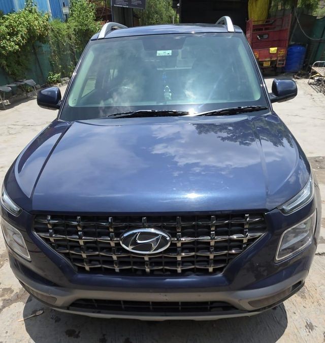 Second-hand 2021 Hyundai Venue S for sale in Pune