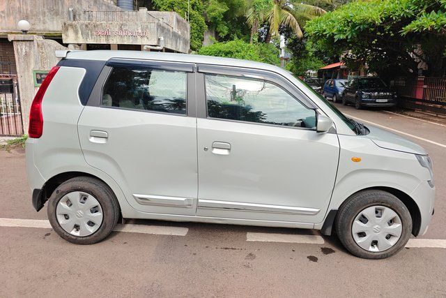 Second-hand 2023 Maruti Suzuki Wagon R ZXI for sale in Pune