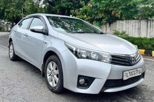 Toyota Corolla Altis G AT Second-hand 2015 Toyota Corolla Altis G AT for sale in New Delhi