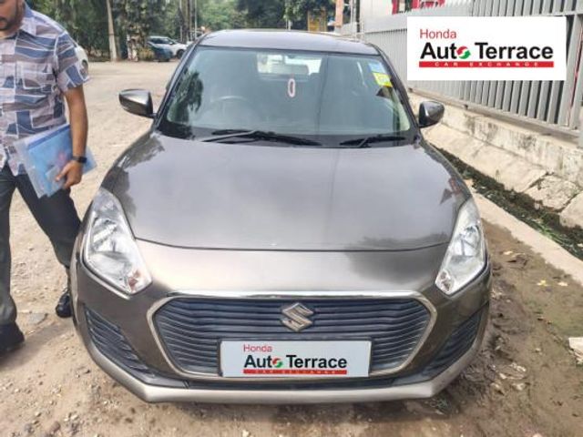 Maruti Suzuki Swift VXI Second-hand 2019 Maruti Suzuki Swift VXI for sale in Ghaziabad