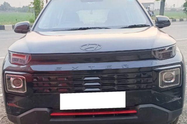 Hyundai Exter SX Second-hand 2025 Hyundai Exter SX for sale in Surat