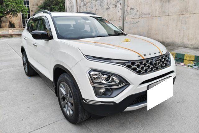 Tata Safari XT Second-hand 2023 Tata Safari XT for sale in Noida