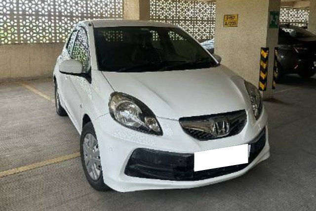 Second-hand 2013 Honda Brio EX MT for sale in Navi Mumbai