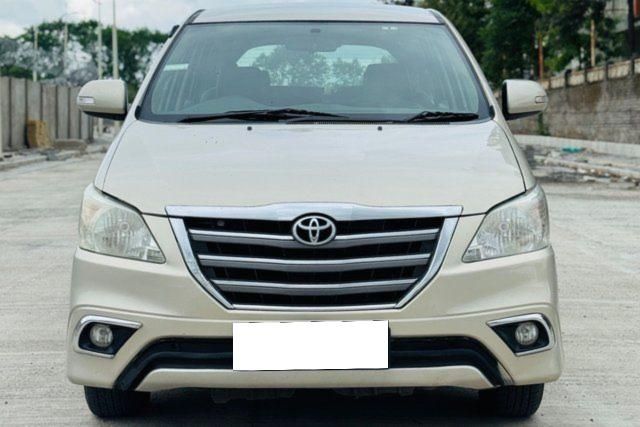 Toyota Innova 2.5 G (Diesel) 7 Seater BS IV Second-hand 2014 Toyota Innova 2.5 G (Diesel) 7 Seater BS IV for sale in Pune