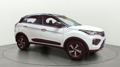 Used XZ Plus DualTone Roof