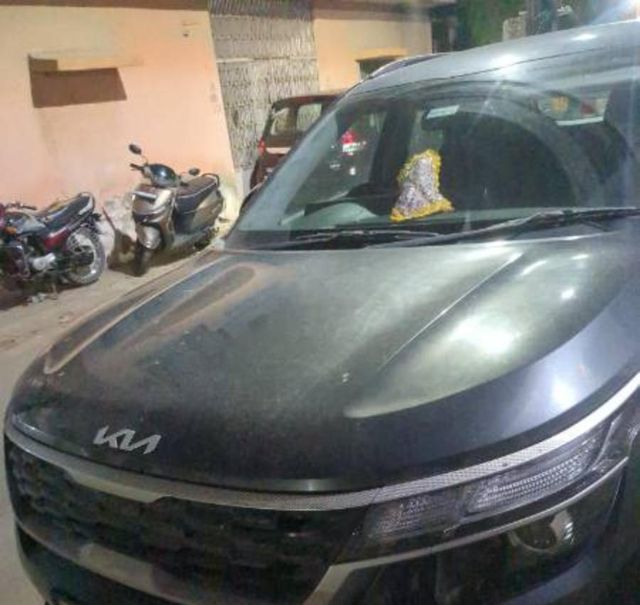 Kia Seltos HTK Second-hand 2023 Kia Seltos HTK for sale in Vadodara
