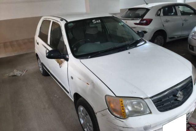 Maruti Suzuki Alto K10 LXI Second-hand 2011 Maruti Suzuki Alto K10 LXI for sale in Surat
