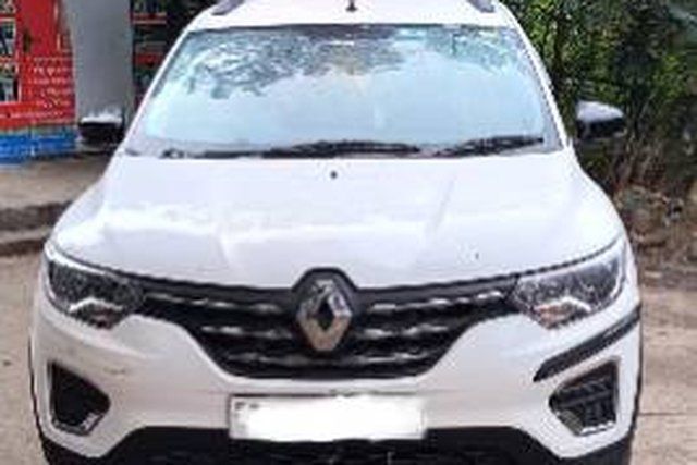 Second-hand 2023 Renault Triber RXZ BSVI for sale in Hyderabad