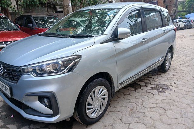 Maruti Suzuki Ertiga VXi CNG Second-hand 2024 Maruti Suzuki Ertiga VXi CNG for sale in New Delhi