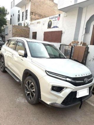 Used V HYBRID BSVI