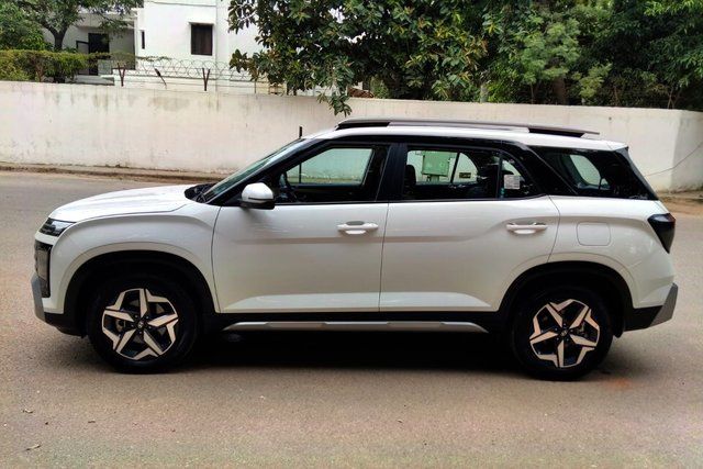 Hyundai Alcazar Prestige DCT Second-hand 2025 Hyundai Alcazar Prestige DCT for sale in New Delhi