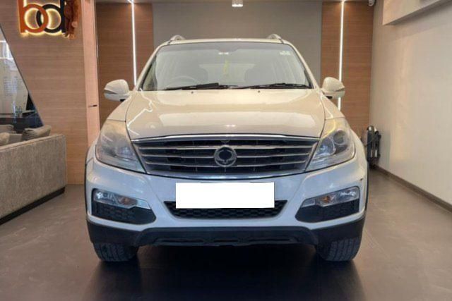 Mahindra Ssangyong Rexton RX7 Second-hand 2015 Mahindra Ssangyong Rexton RX7 for sale in Mumbai