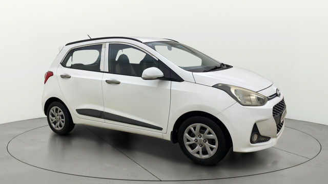 Hyundai Grand i10 1.2 Kappa Sportz BSIV Second-hand 2019 Hyundai Grand i10 1.2 Kappa Sportz BSIV for sale in Ahmedabad