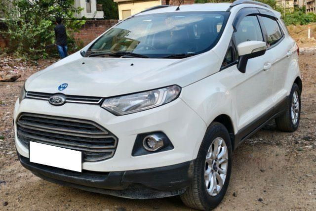 Ford Ecosport 1.5 DV5 MT Ambiente Second-hand 2015 Ford Ecosport 1.5 DV5 MT Ambiente for sale in Ahmedabad