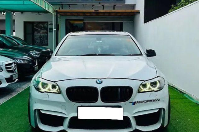 BMW 5 Series 525d Sedan Second-hand 2012 BMW 5 Series 525d Sedan for sale in Mohali