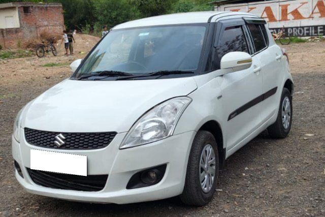 Maruti Suzuki Swift VDI Second-hand 2013 Maruti Suzuki Swift VDI for sale in Ahmedabad