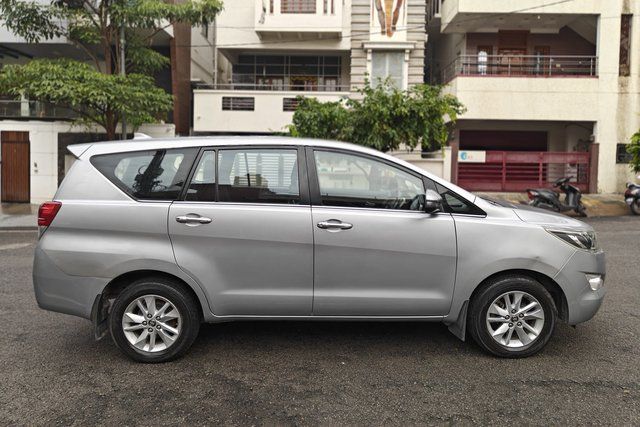 Toyota Innova Crysta 2.4 VX MT 8S BSIV Second-hand 2018 Toyota Innova Crysta 2.4 VX MT 8S BSIV for sale in Bangalore
