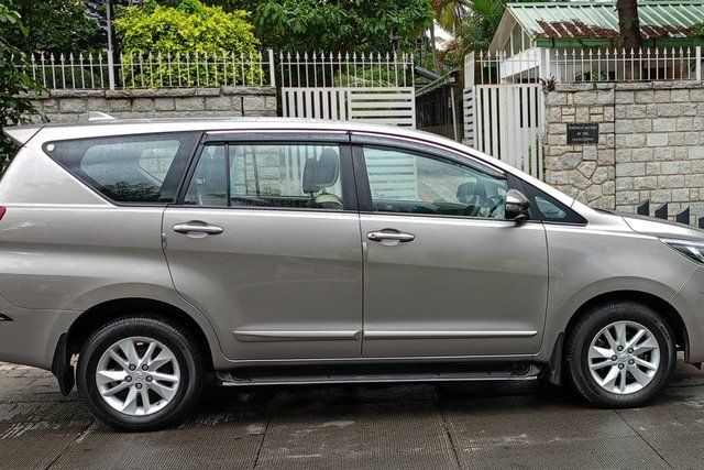 Toyota Innova Crysta 2.4 GX 7 STR AT Second-hand 2020 Toyota Innova Crysta 2.4 GX 7 STR AT for sale in Bangalore
