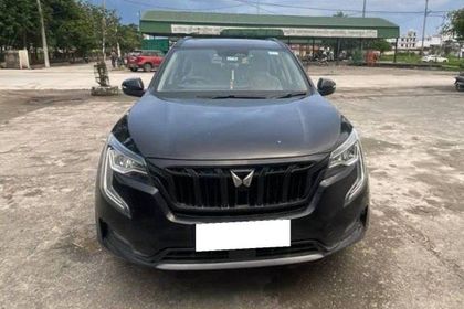 5 Used Mahindra XUV700