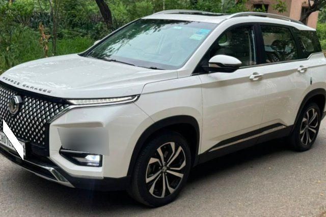 MG Hector Savvy Pro CVT 2023-2025 Second-hand 2024 MG Hector Savvy Pro CVT 2023-2025 for sale in New Delhi
