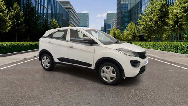 Tata Nexon 1.2 Revotron XM Second-hand 2018 Tata Nexon 1.2 Revotron XM for sale in Pune
