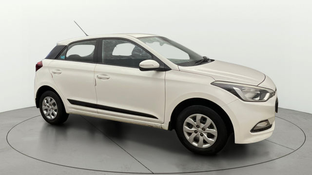 Hyundai i20 Sportz 1.2 Second-hand 2015 Hyundai i20 Sportz 1.2 for sale in Ghaziabad