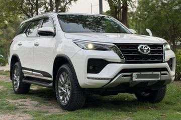 Used 4X4 Diesel AT