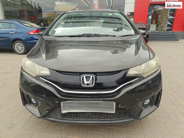 Honda Jazz 1.5 VX i DTEC Second-hand 2016 Honda Jazz 1.5 VX i DTEC for sale in Ahmedabad