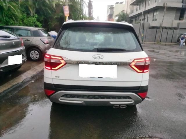 Hyundai Alcazar Prestige 7-Seater Second-hand 2022 Hyundai Alcazar Prestige 7-Seater for sale in Surat
