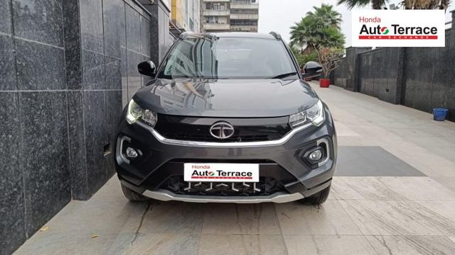 Second-hand 2023 Tata Nexon XZA Plus AMT BSVI for sale in New Delhi