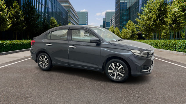 Honda Amaze VX Petrol Second-hand 2022 Honda Amaze VX Petrol for sale in Pune