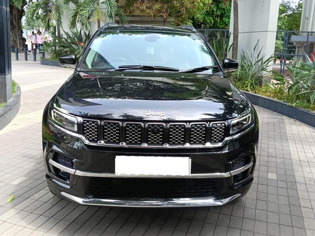 Jeep Meridian Overland 4x4 AT Second-hand 2023 Jeep Meridian Overland 4x4 AT for sale in Bangalore