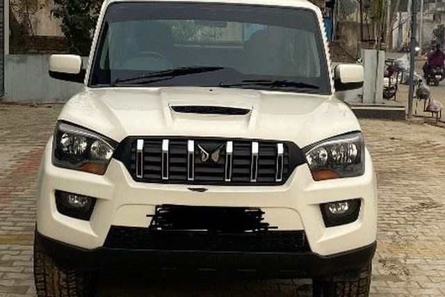 Mahindra Scorpio 1.99 S6 Plus Second-hand 2015 Mahindra Scorpio 1.99 S6 Plus for sale in Jalandhar