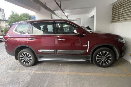Used Savvy 6-Str