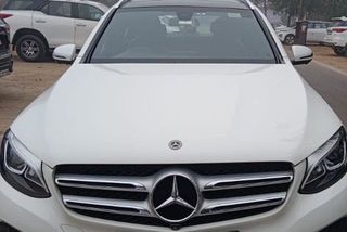 Used 220d 4MATIC