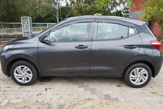 Second-hand 2018 Hyundai Grand i10 1.2 Kappa Magna BSIV for sale in Ahmedabad