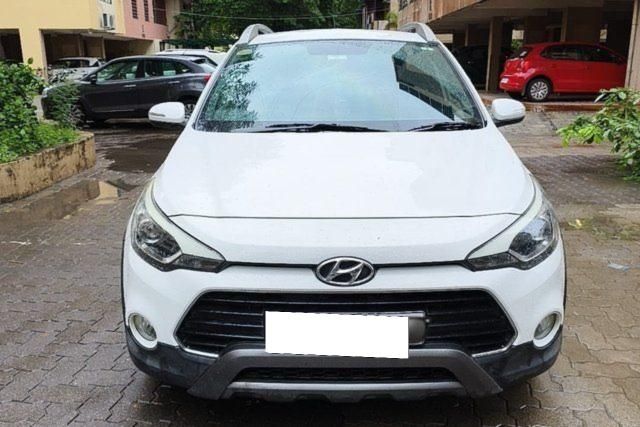 Hyundai i20 Active 1.4 SX Second-hand 2015 Hyundai i20 Active 1.4 SX for sale in Nagpur