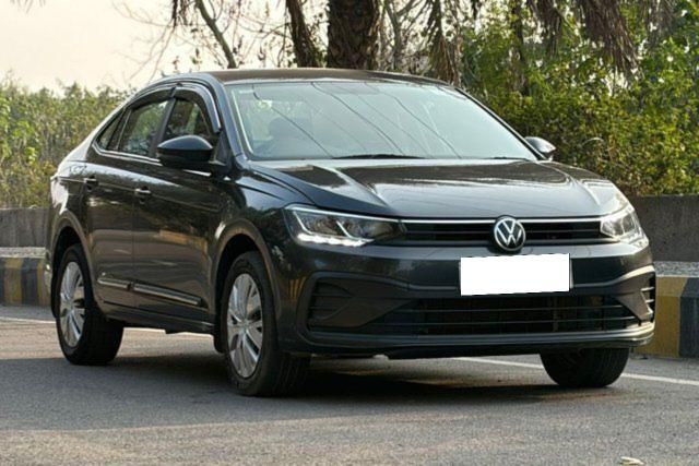 Second-hand 2023 Volkswagen Virtus Comfortline for sale in Noida