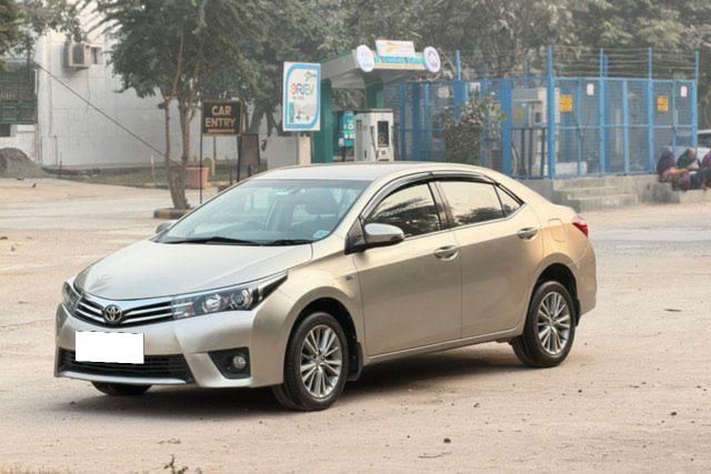 Second-hand 2016 Toyota Corolla Altis VL AT for sale in New Delhi