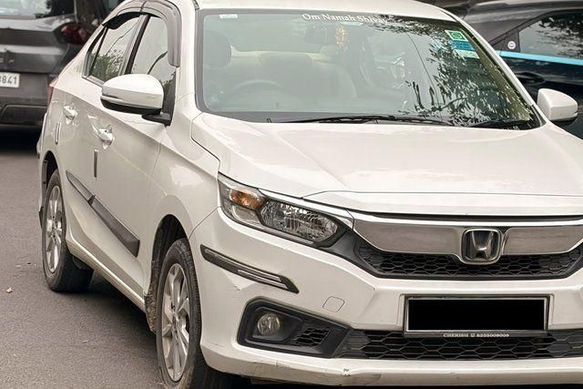 Second-hand 2020 Honda Amaze V CVT Petrol BSIV for sale in Noida