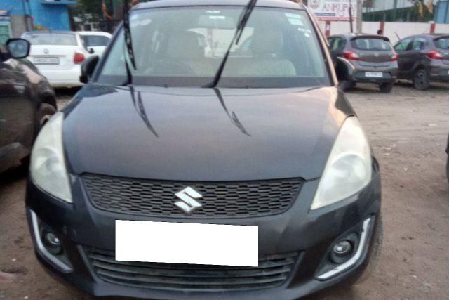 Second-hand 2015 Maruti Suzuki Swift VXI for sale in Noida
