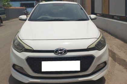 2015 Hyundai i20 स्पोर्टज़ ऑप्शन 1.4 CRDi