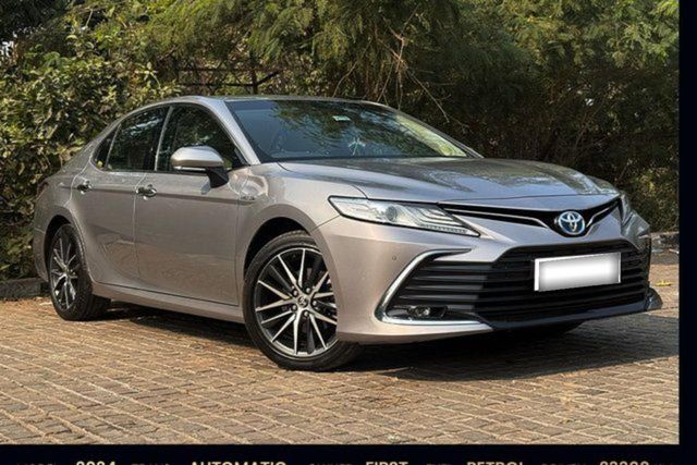 Second-hand 2024 Toyota Camry 2.5 Hybrid for sale in New Delhi