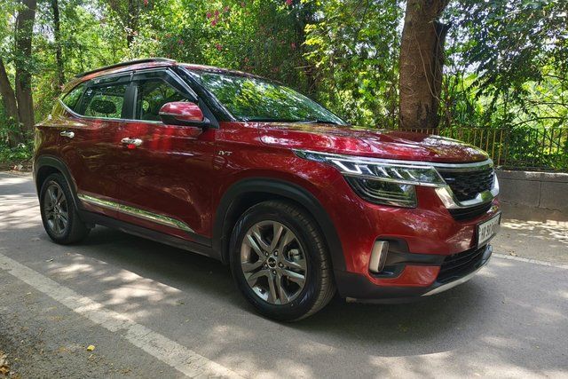 Second-hand 2022 Kia Seltos HTX IVT for sale in New Delhi