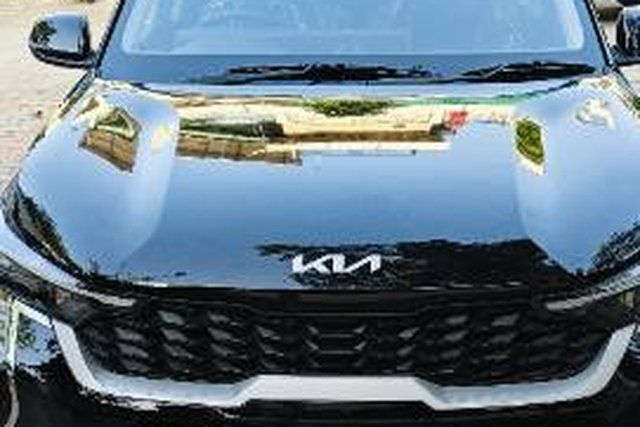 Second-hand 2025 Kia Sonet HTK (O) for sale in Ahmedabad