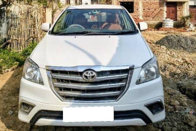 Toyota Innova 2.5 E Diesel MS 8-seater Second-hand 2013 Toyota Innova 2.5 E Diesel MS 8-seater for sale in Patna